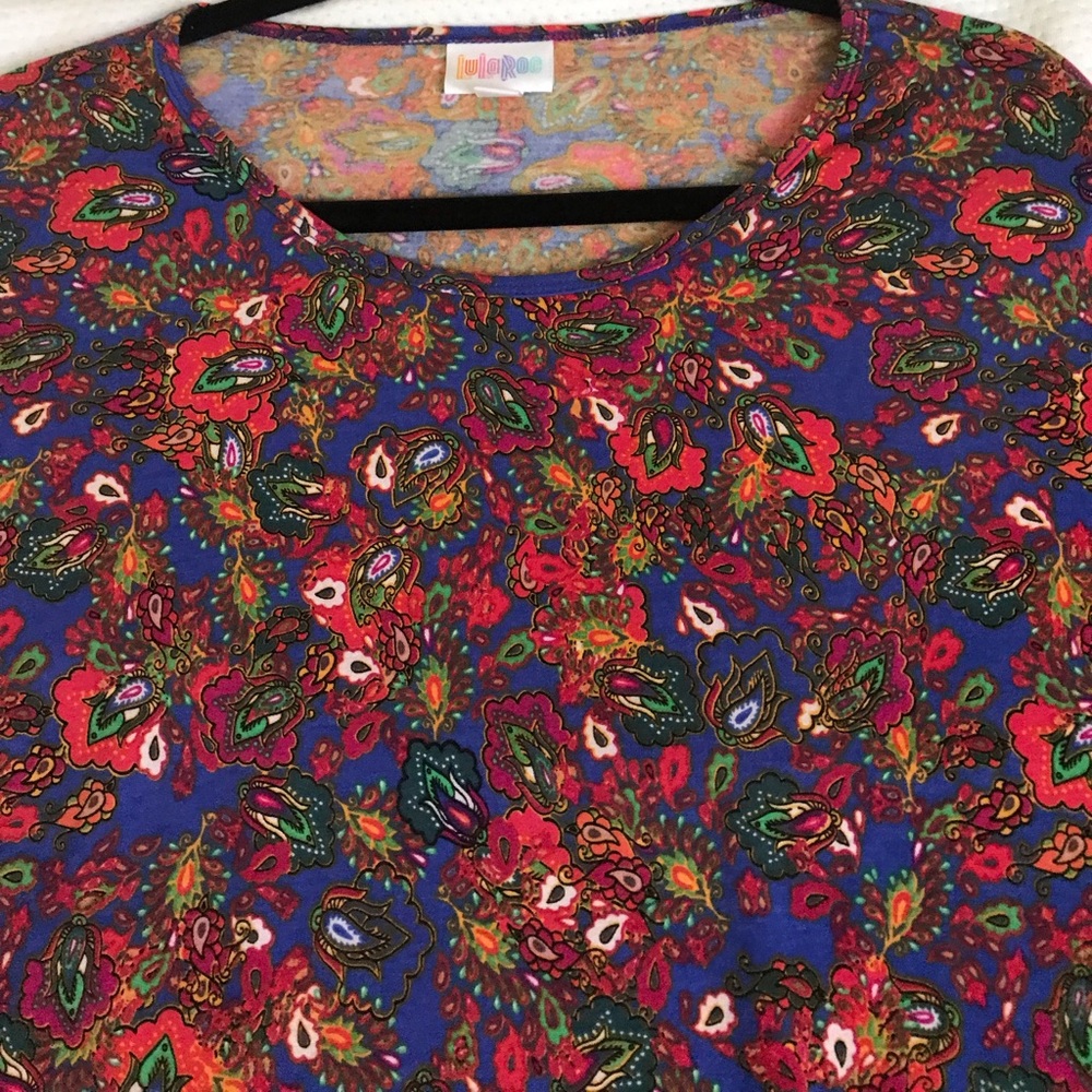 Lularoe Medium Irma Tunic